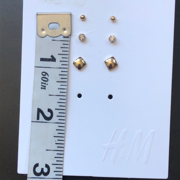 H&M Bundle of 3 pairs of mini gold / crystal studs - Picture 4 of 6